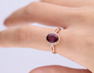 Lainey 10K Rose Gold Oval-Cut Madagascar Rhodolite Ring
