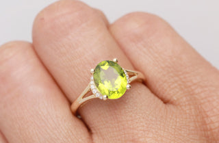 Vienna 10K Yellow Gold Round-Cut Manchurian Peridot Ring